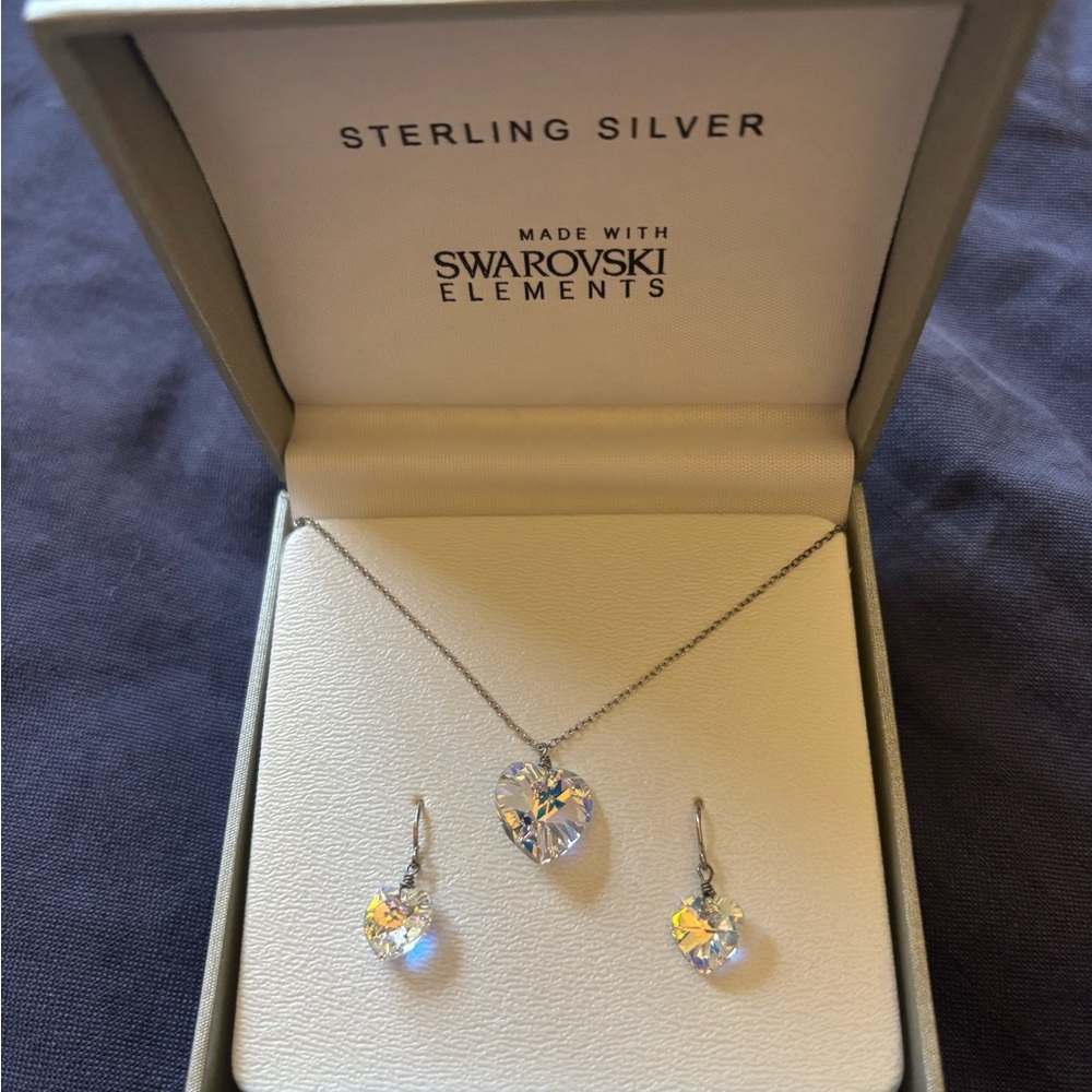 Clear Swarovski sterling silver heart s Necklace & Earrings Box brand new